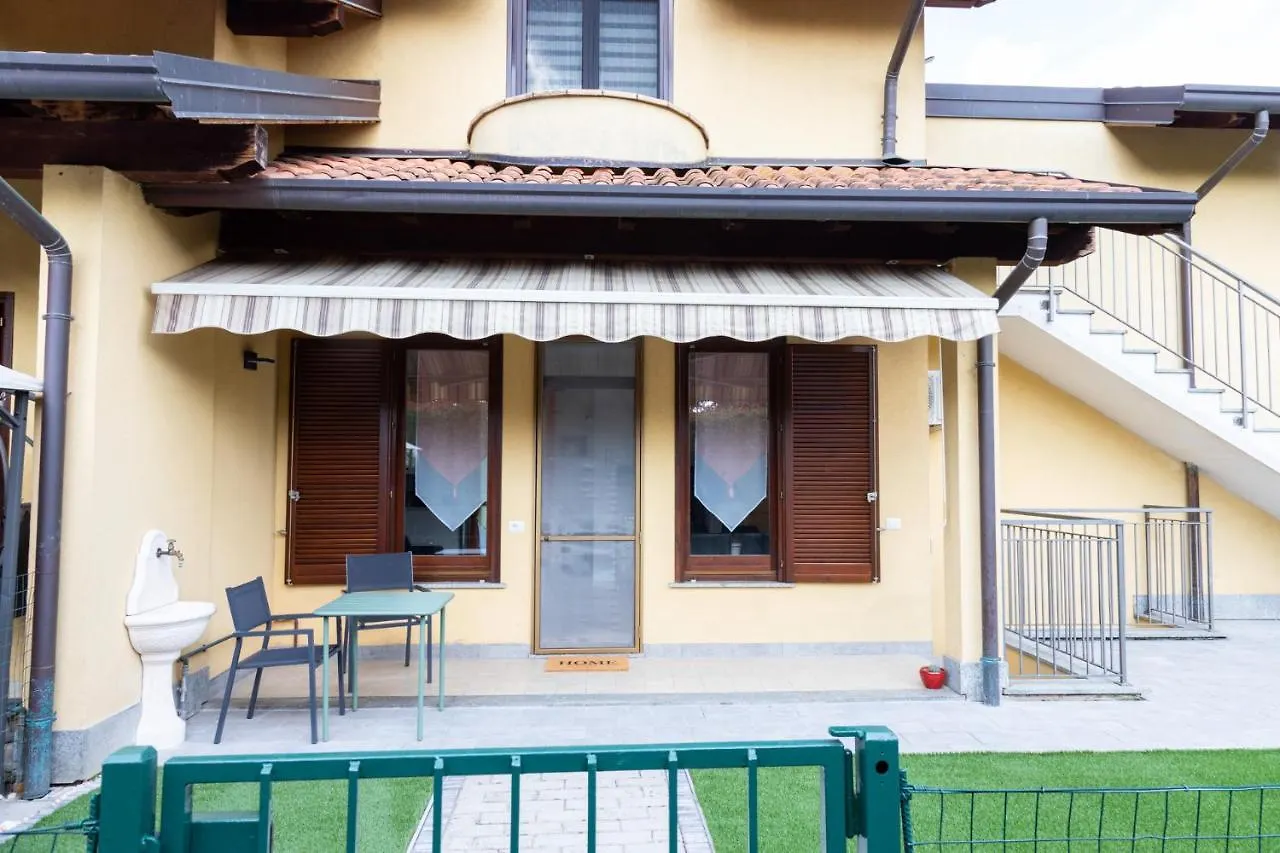 Appartamento Giulia Besnate Italy